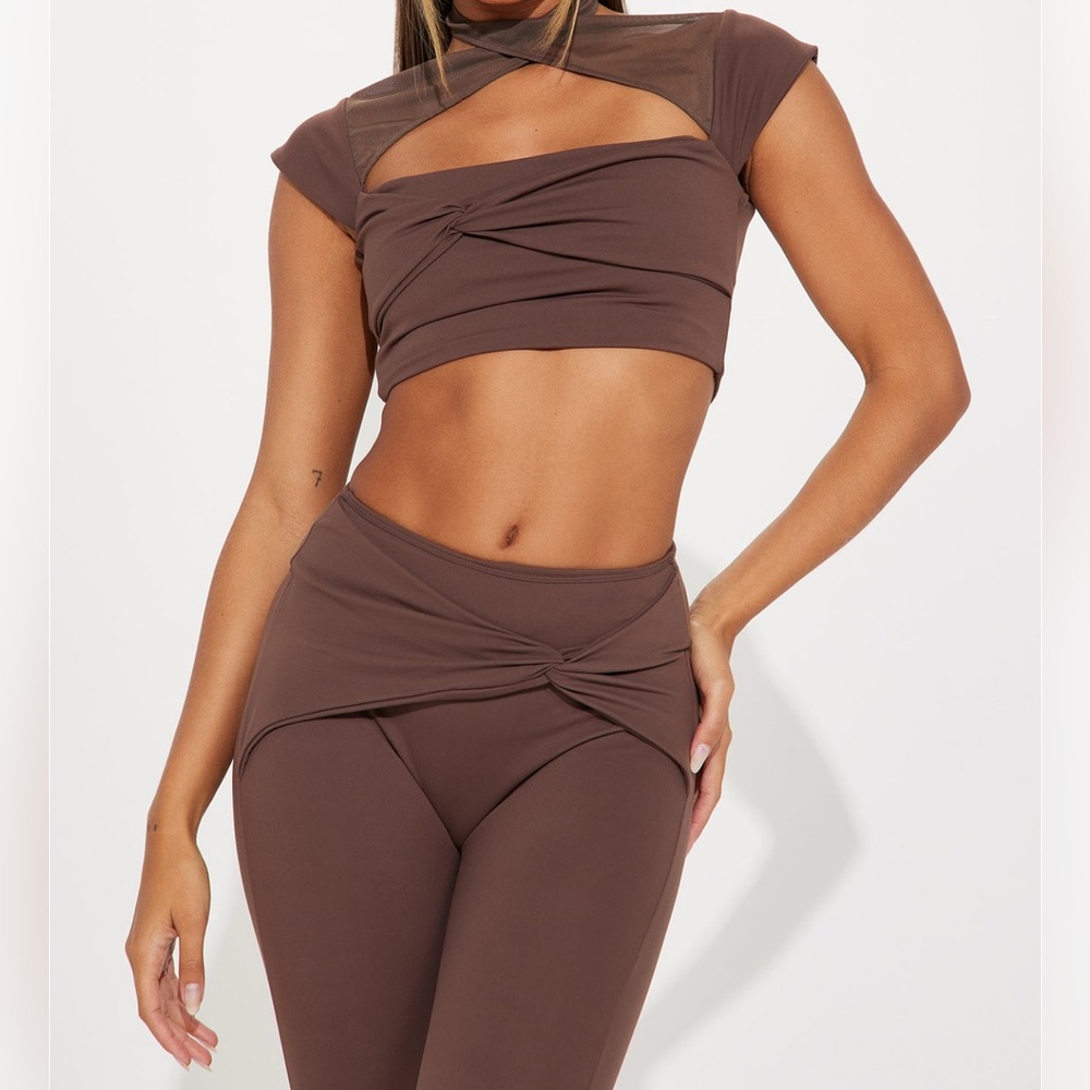 Beautiful Pant Set - Picture 2 of 3